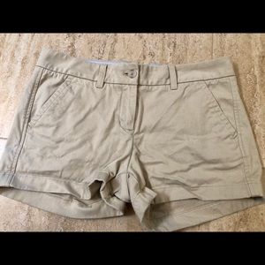 Womens khaki shorts size 6